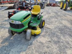 2006 John Deere 125 Riding Tractor 'Runs & Operates'
