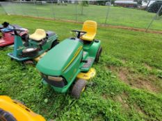John Deere LT160 Riding Tractor 'AS-IS - For Parts or Repair'
