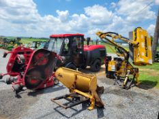 2017 Maclean MV2 Municipal Tractor - Package 'Ride & Drive'