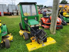 John Deere 445 Riding Tractor - Package 'Ride & Drive '