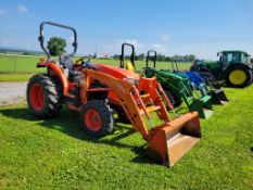 Kubota L3560 Compact Loader Tractor 'Ride & Drive'