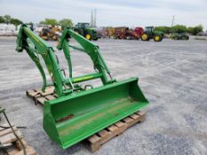 2018 John Deere 440R Loader