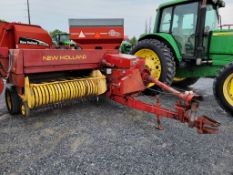 New Holland 320 Small Square Baler Runs & Operates