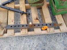 Swinging Draw Bar