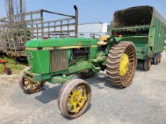 John Deere 2950 Tractor 'Runs & Operates'