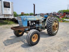 Ford 5000 Tractor 'Runs & Operates'