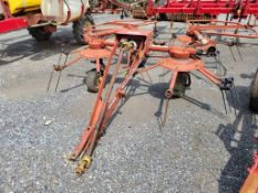New Holland 163 Tedder