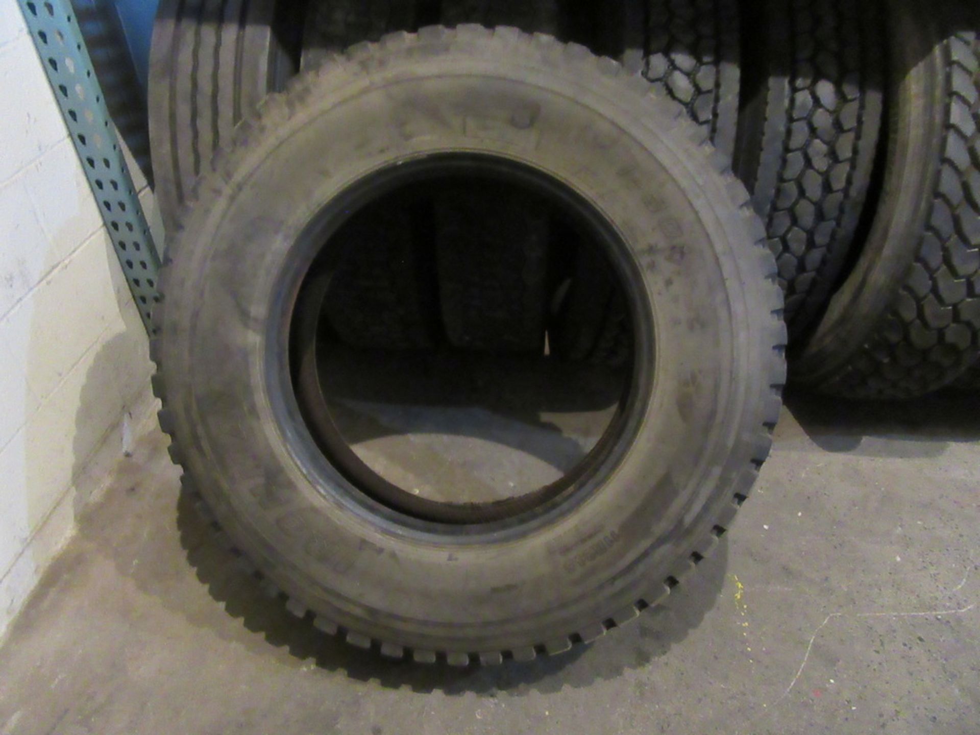 2018 Ironman I-301, 11R24.5 Tires - Image 15 of 19