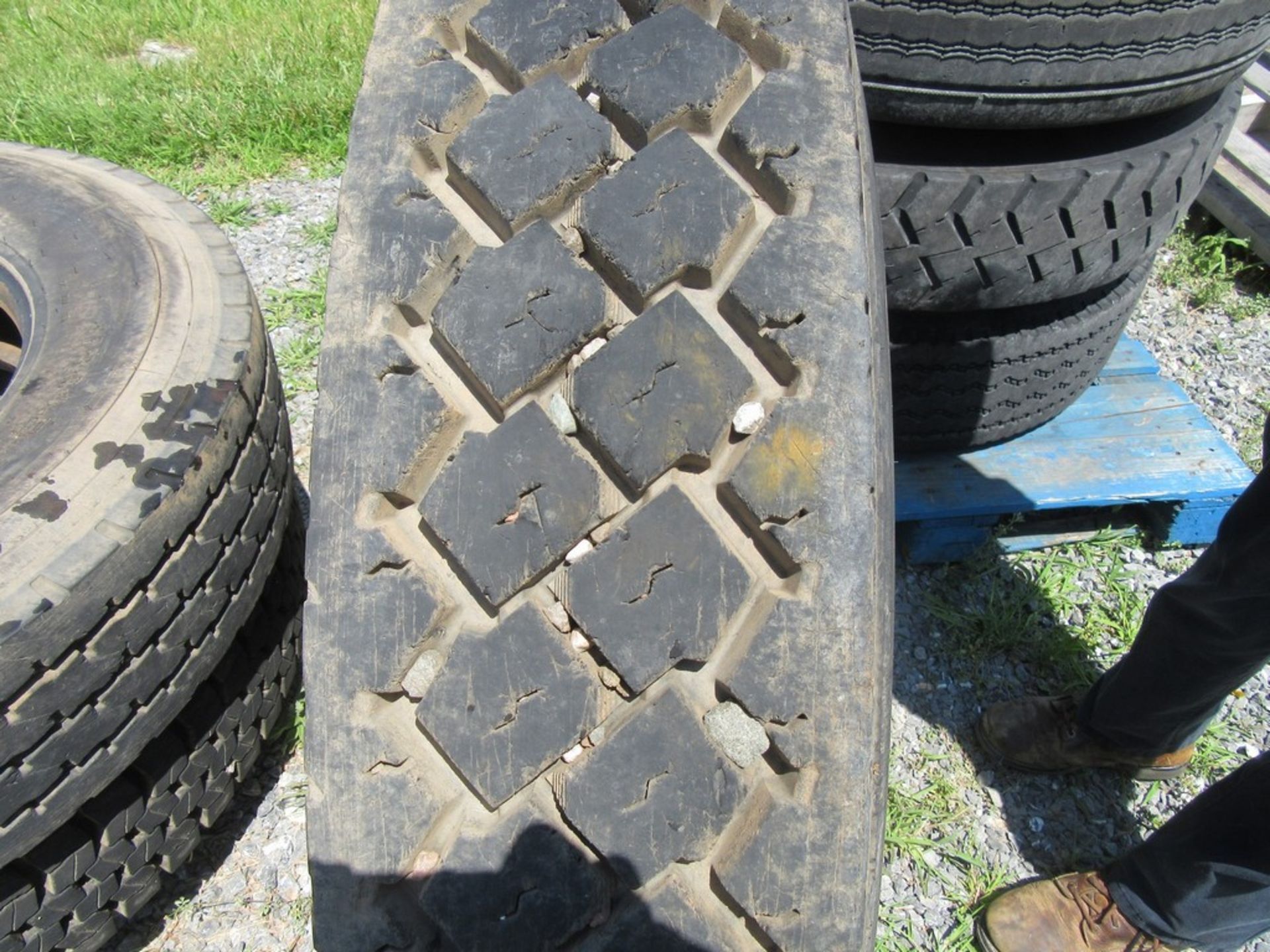 11R24.5 Tires - Image 5 of 20