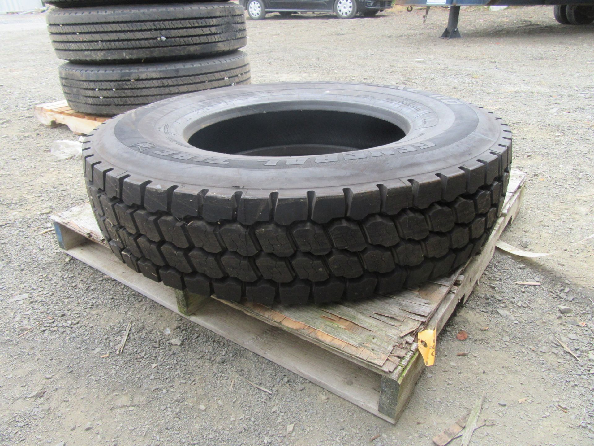 General RD, 11R24.5 Tire - Image 3 of 7