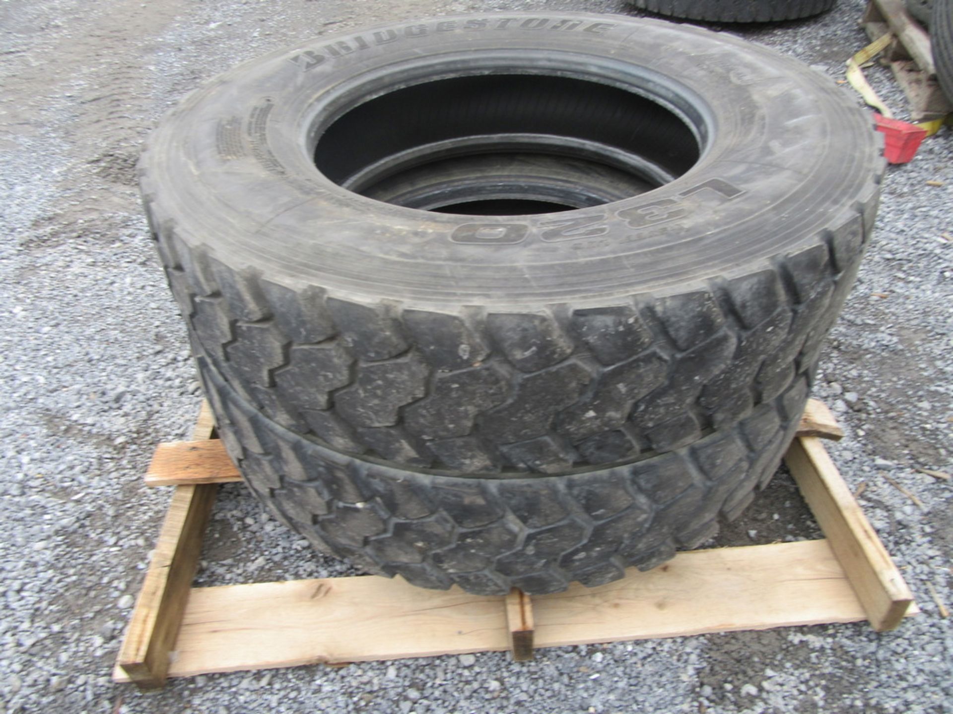 2007 Bridgestone L320, 11R24.5 Tires - Image 13 of 15