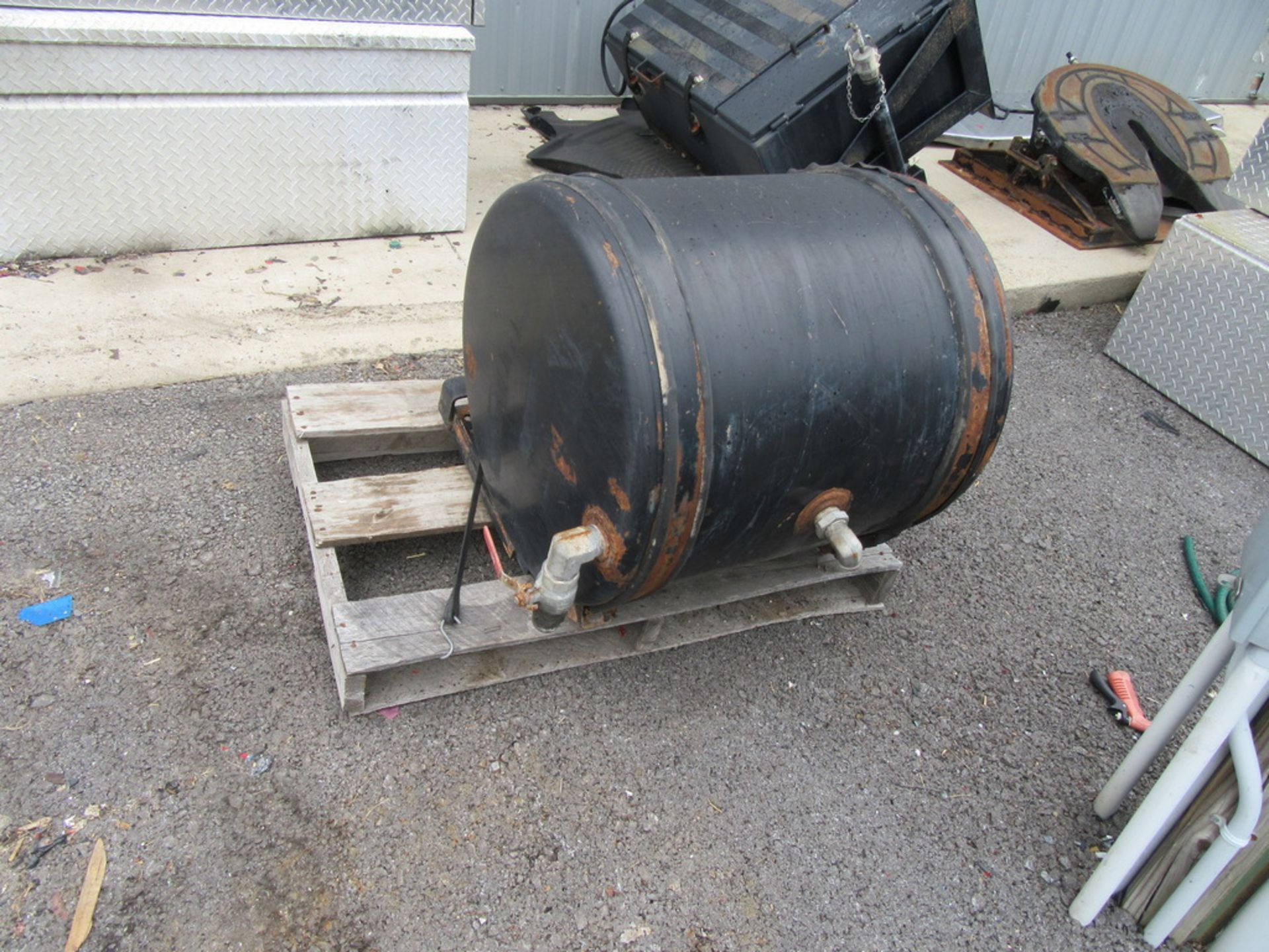Oil reservoir
