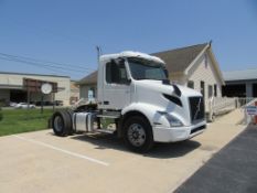 2019 Volvo VNR Day Cab Truck Tractor