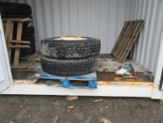 Bridgestone M770, 11R24.5 Tires on rims