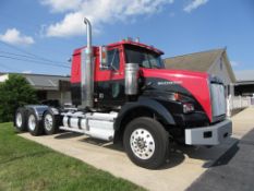 2011 Western Star 4900SA Tri-axle, Sleeper Truck Tractor