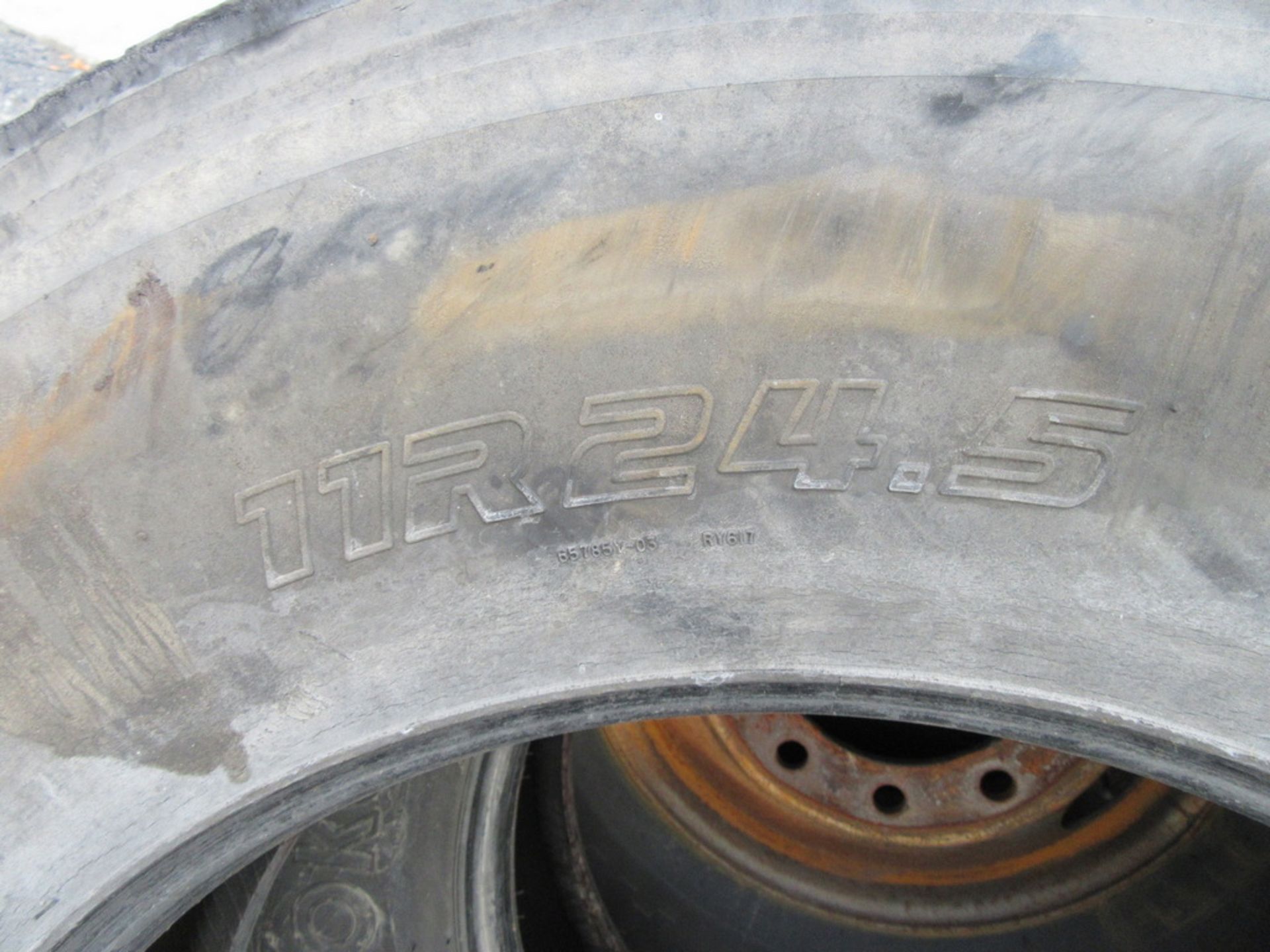 2010 Yokohama RY617, 11R24.5 Tires - Image 5 of 15