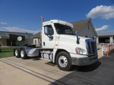 2014 Freightliner Cascadia Day Cab Truck Tractor