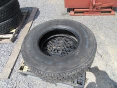 Michelin 11R22.5 Tire