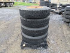 12R22.5 Tires on Wheels