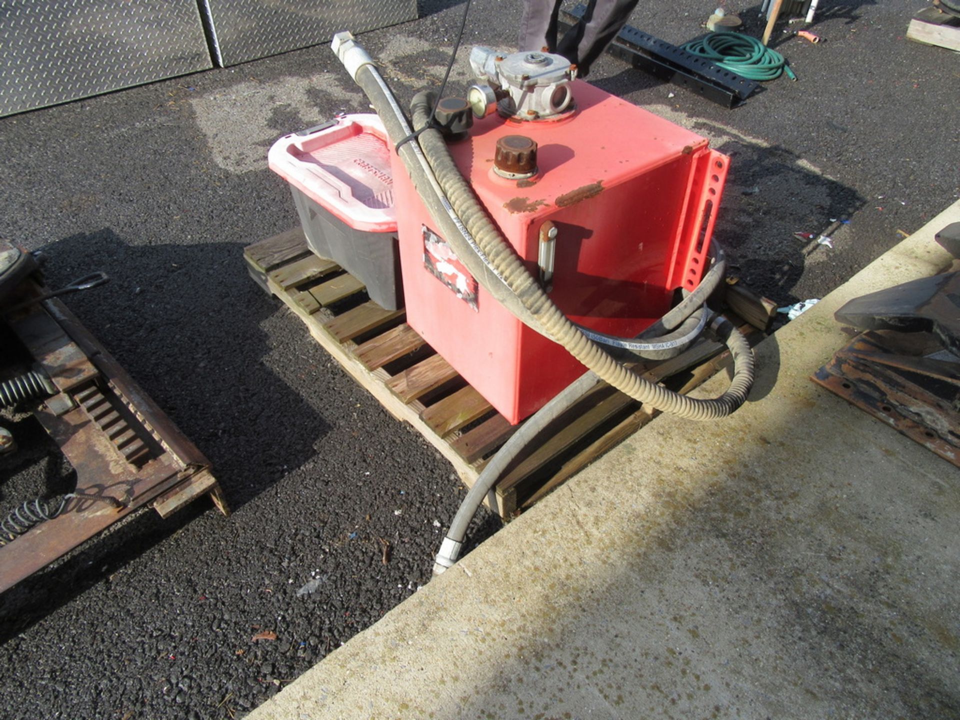 Wet line system - Image 3 of 7