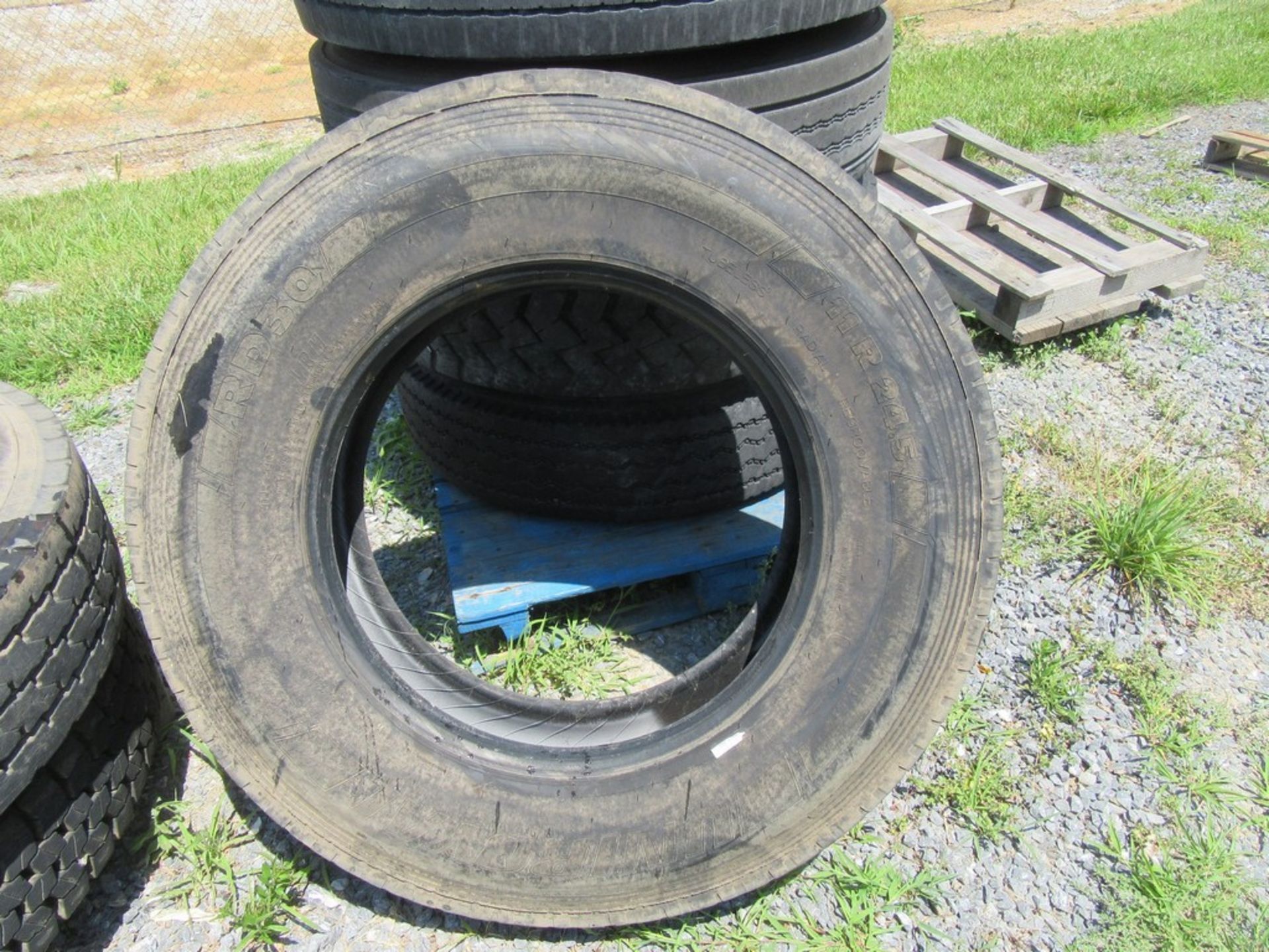 11R24.5 Tires - Image 6 of 20