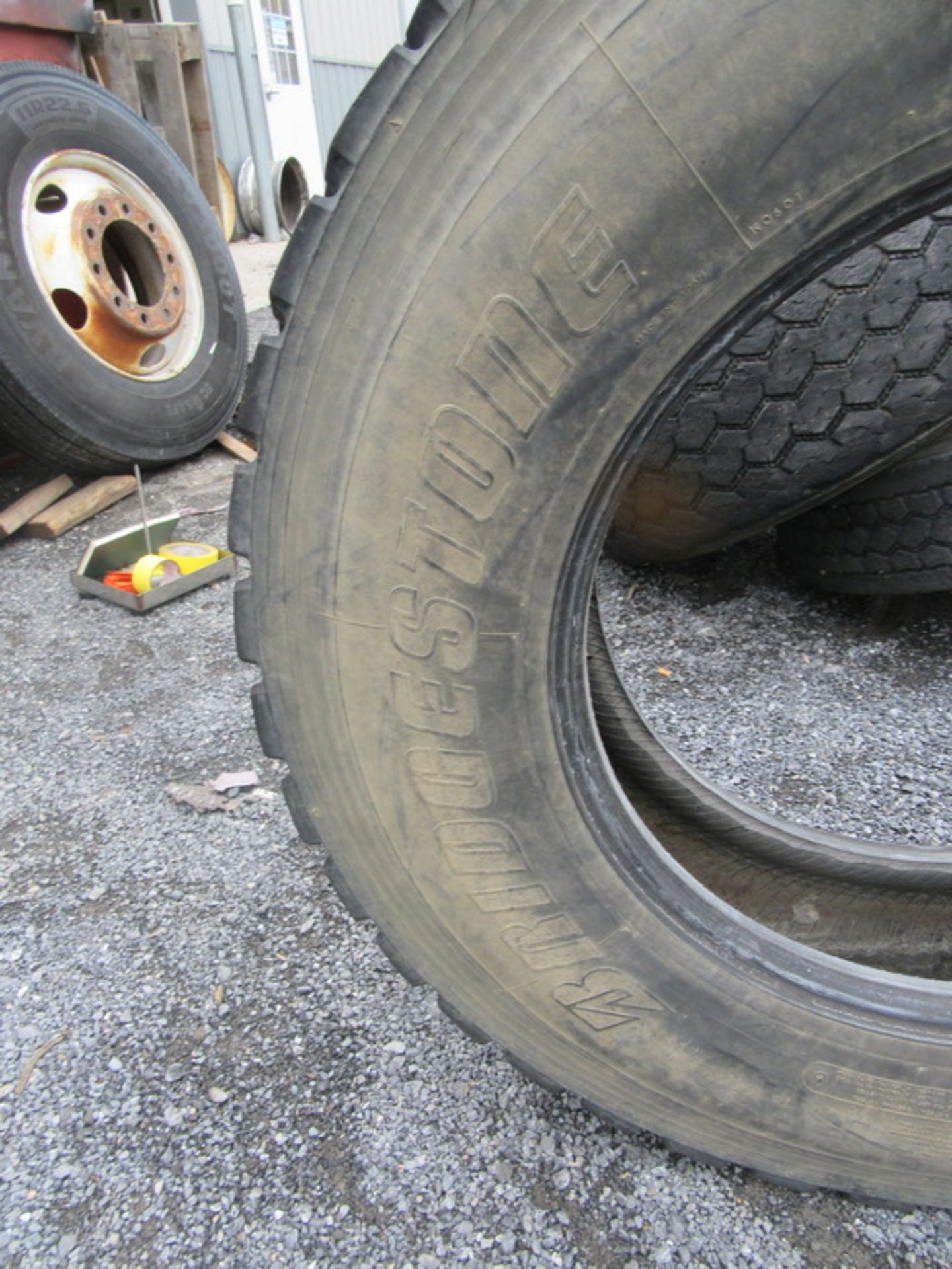 2007 Bridgestone L320, 11R24.5 Tires - Image 3 of 15
