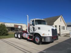 2011 Mack CXU613 Day Cab Truck Tractor