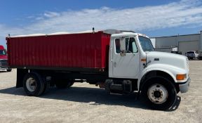 2000 International 4900 Grain dump