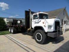 1998 Mack DM688S Flatbed Truck