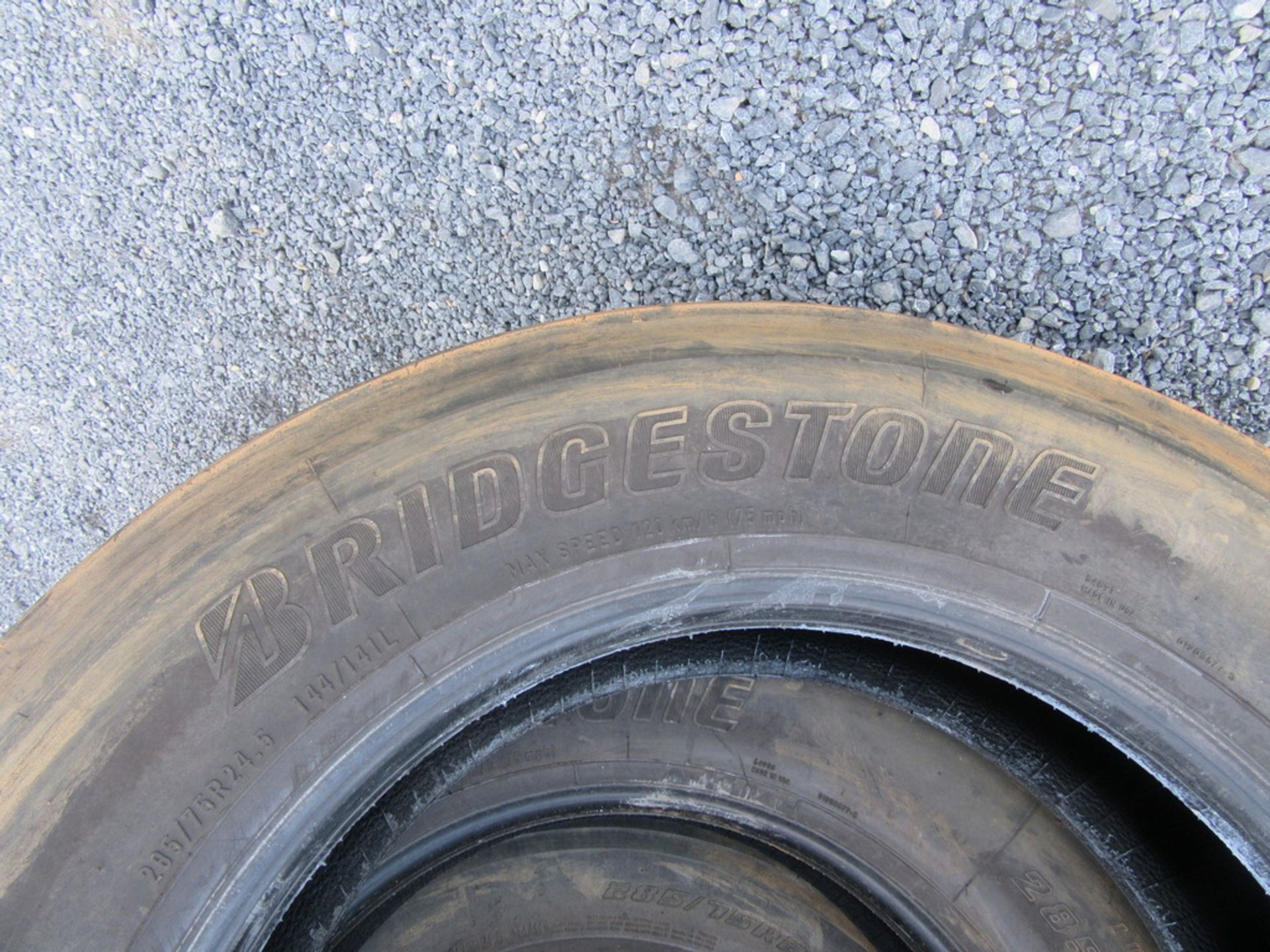 2022 Bridgestone M 713, 285/75R24.5 Tires - Image 5 of 19