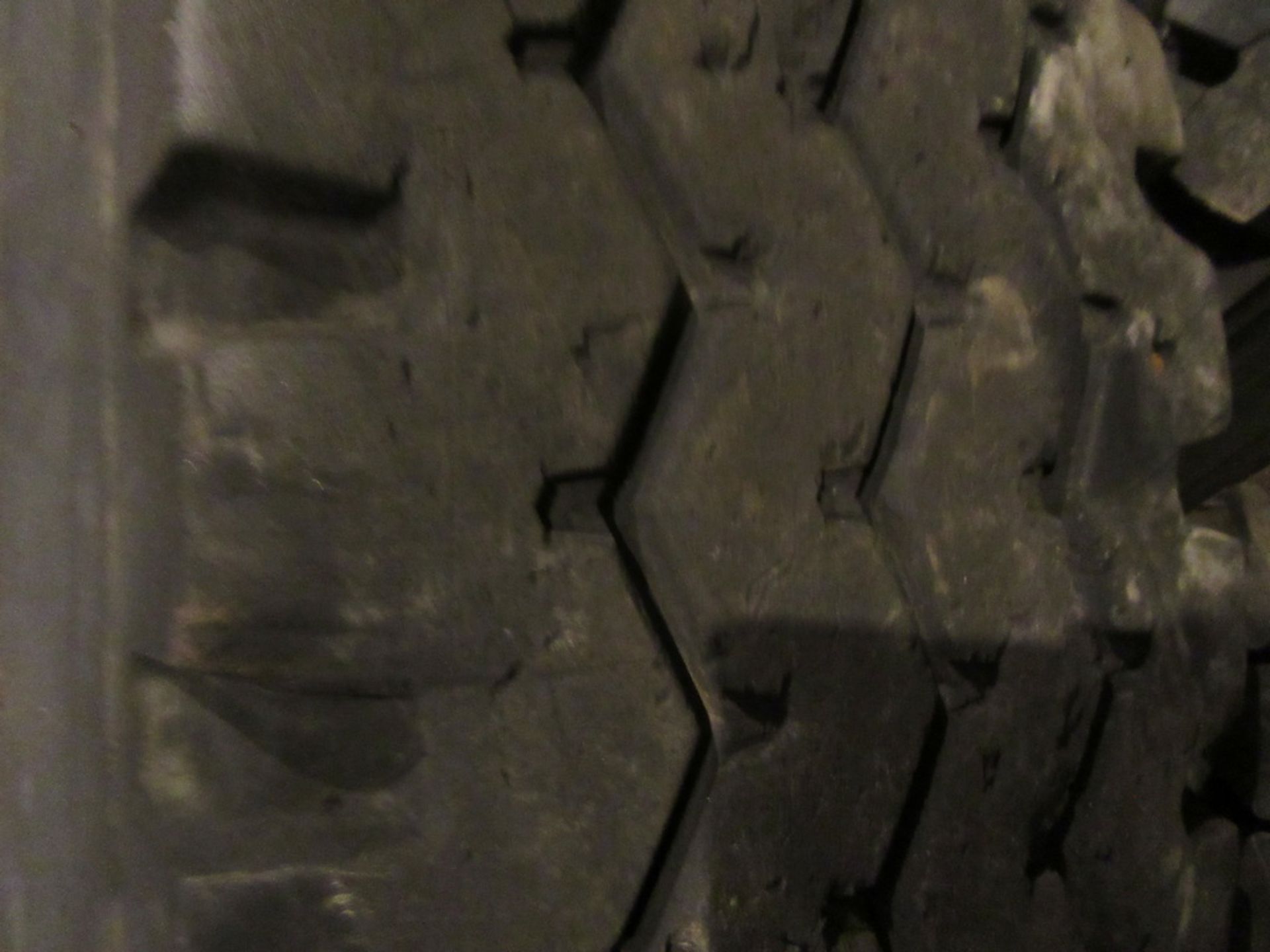 2018 Ironman I-301, 11R24.5 Tires - Image 11 of 19
