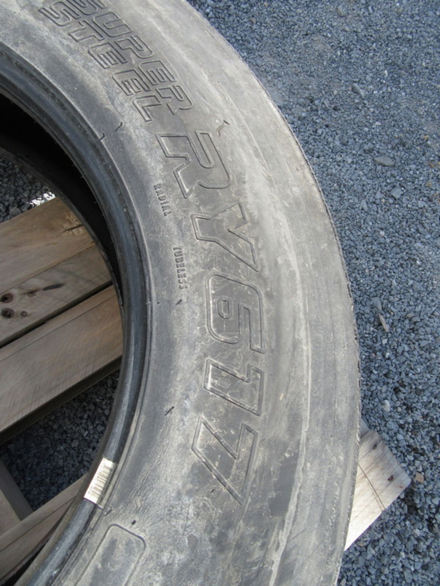 2010 Yokohama RY617, 11R24.5 Tires - Image 7 of 15