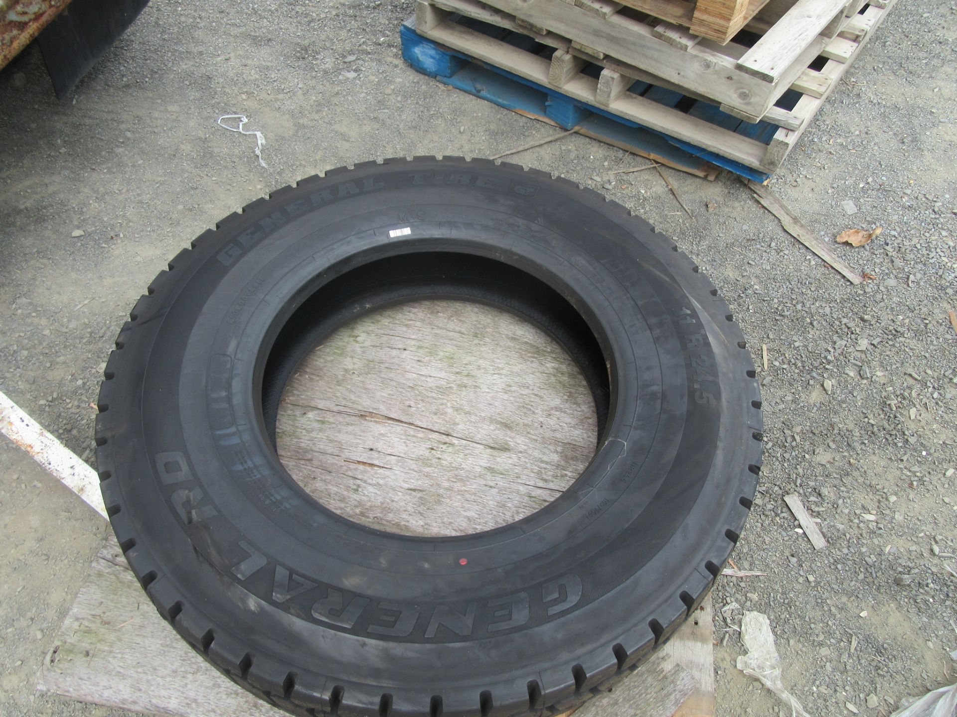 General RD, 11R24.5 Tire