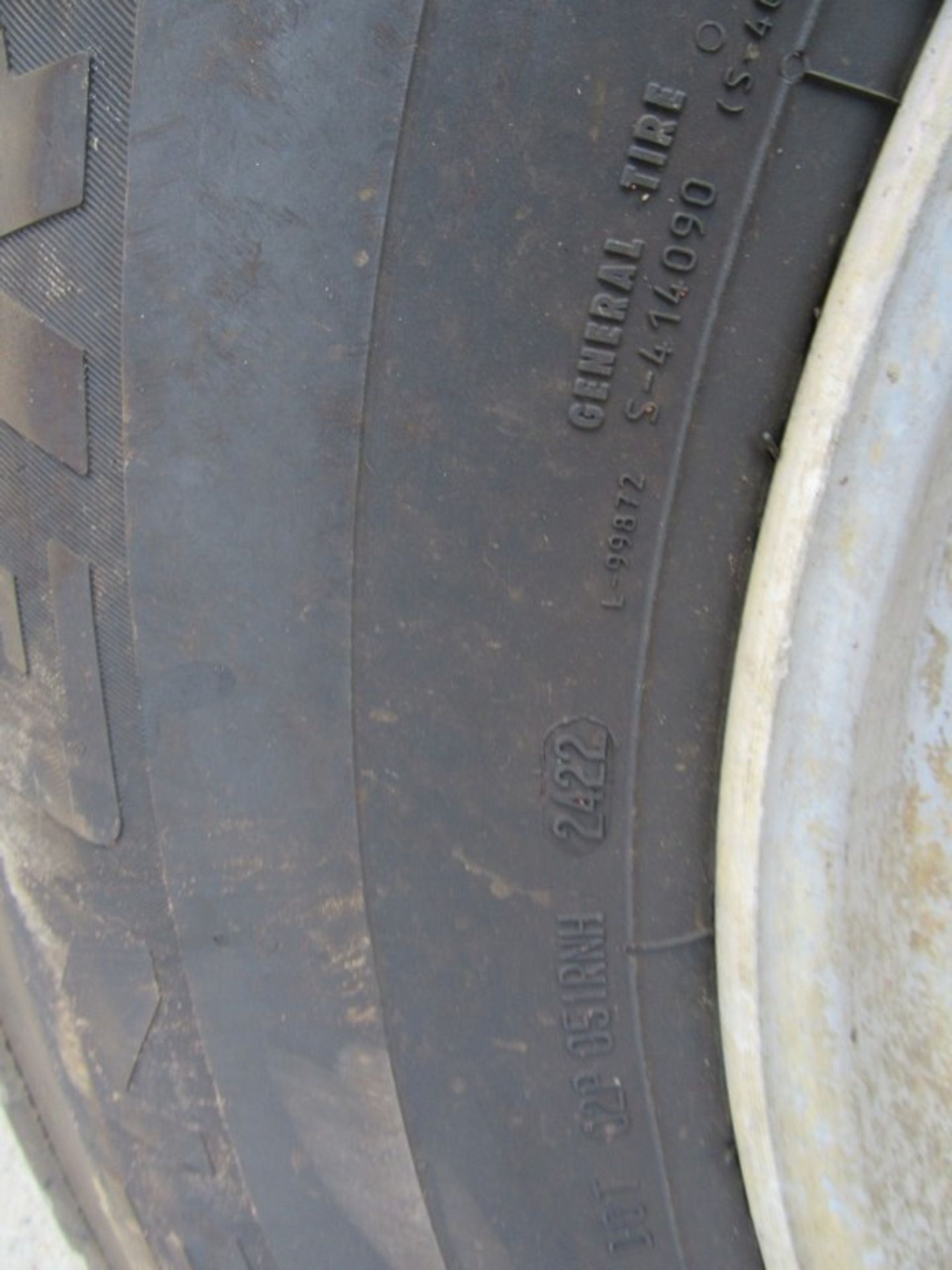 General 11R24.5 Tires on rims - Image 9 of 16