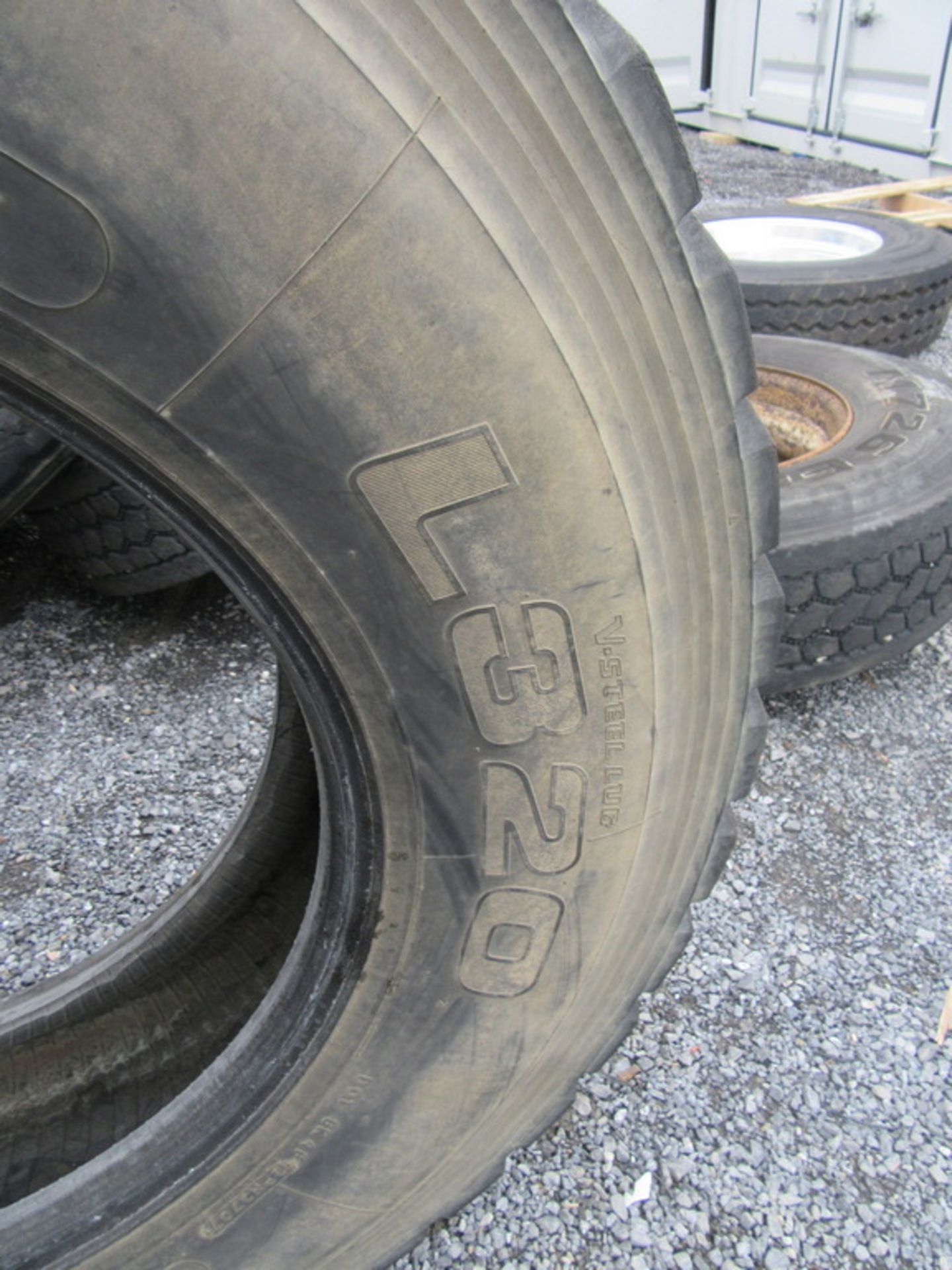 2007 Bridgestone L320, 11R24.5 Tires - Image 5 of 15