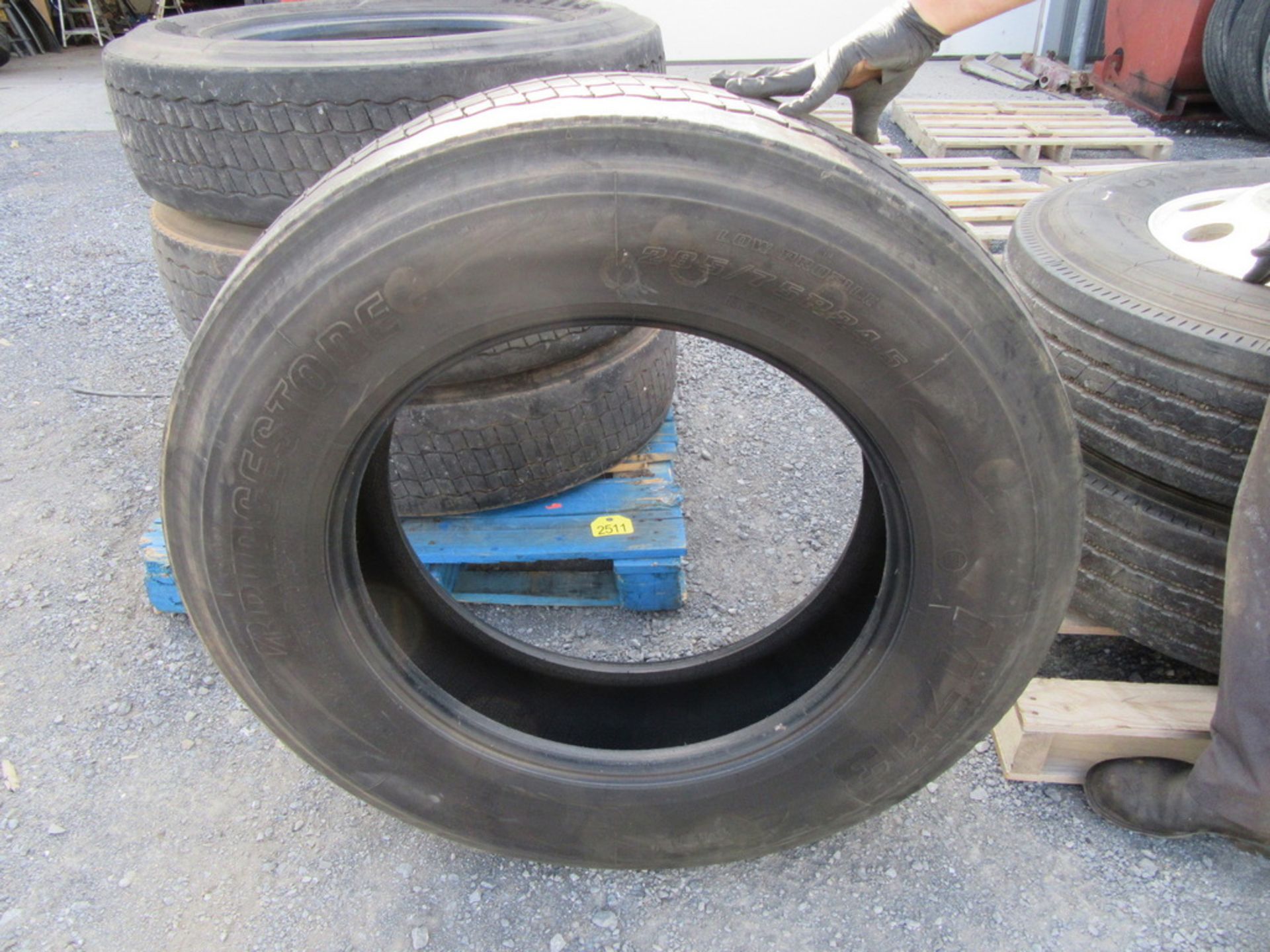 2022 Bridgestone M 713, 285/75R24.5 Tires - Image 13 of 19