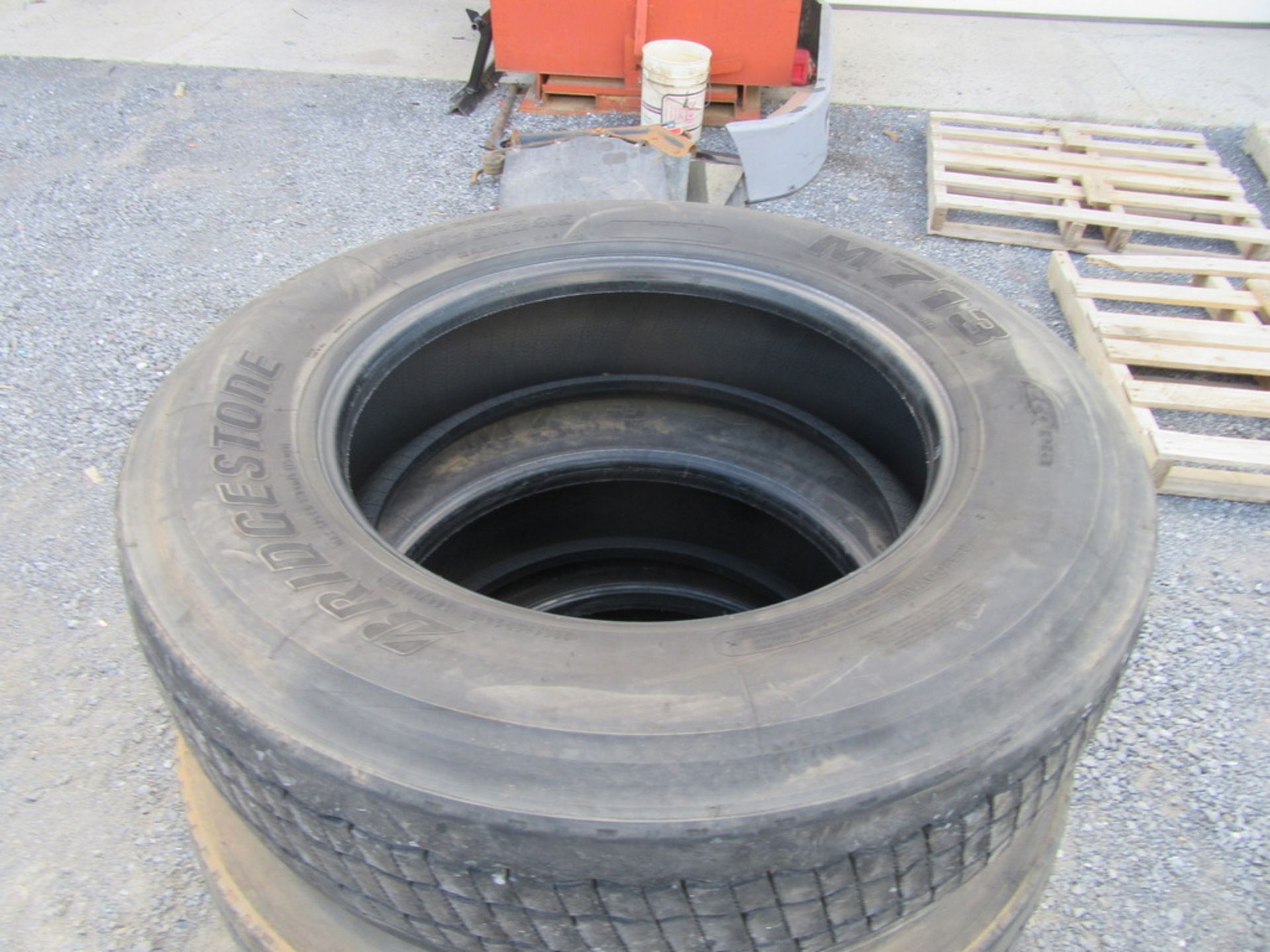 2022 Bridgestone M 713, 285/75R24.5 Tires - Image 12 of 19
