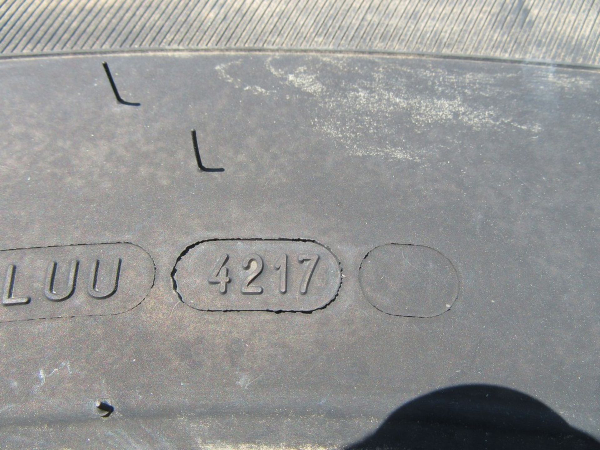 11R24.5 Tires - Image 3 of 20