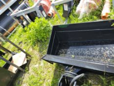 Giyi Tilt Bucket 'NEW'