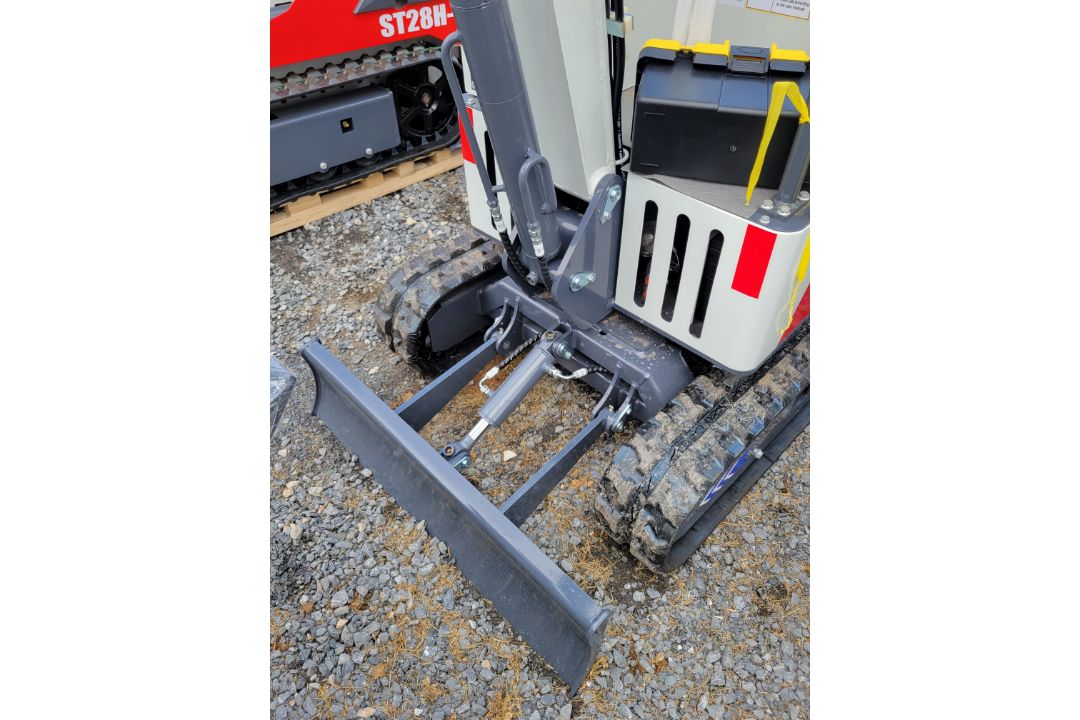Battler ET15H-6 Mini Excavator 'NEW ' - Image 9 of 18
