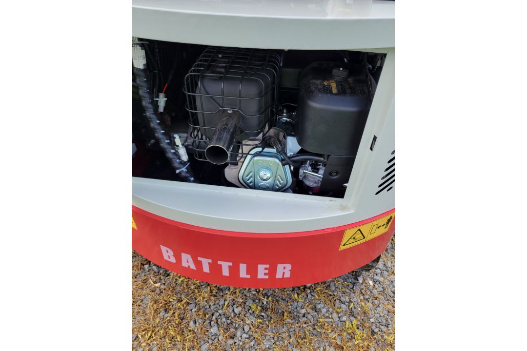 Battler ET15H-6 Mini Excavator 'NEW ' - Image 5 of 18