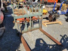 Gehl 805375 Pallet Forks