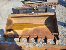 CNH Tooth Bucket 'Used'