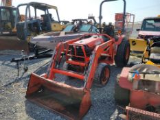 Kubota B7800 Loader Tractor 'AS-IS - For Parts or Repair'