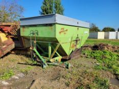 Parker 2600 Gravity Bin Wagon