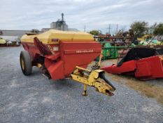 New Holland 304 Manure Spreader