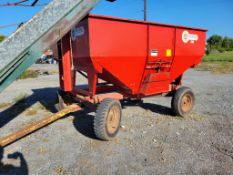 Unverferth 230 Gravity Bin Wagon