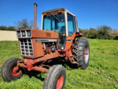 International 1486 Cab Tractor 'Runs & Operates - No Guarantees'