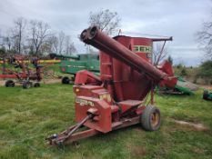 Gehl 100 Grinder Mixer