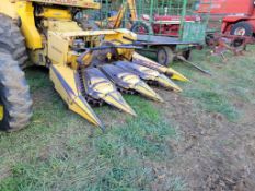 New Holland 360N4 Corn Head